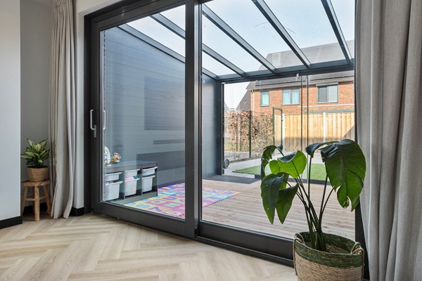 Medium property photo - Dotterbloem 10, 4616 AS Bergen op Zoom