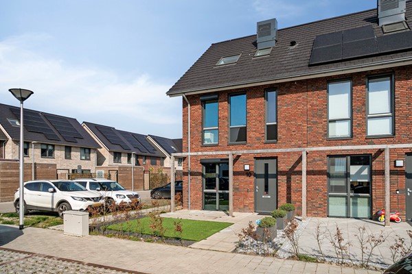 Medium property photo - Dotterbloem 10, 4616 AS Bergen op Zoom
