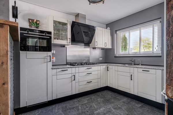 Medium property photo - Zuideinde 18, 4671 BK Dinteloord