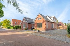 Verkocht: Compleet gemoderniseerde eigentijdse vrijstaande woning met garage en royale tuin!