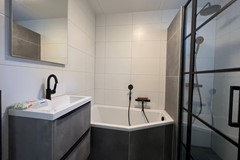 badkamer 2_formaat wijzigen.JPG