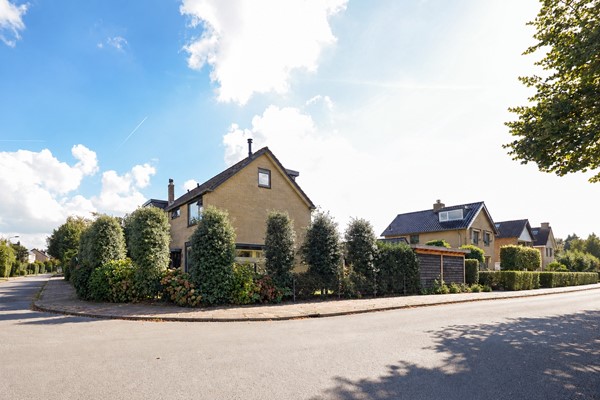 Hoekwoning te koop: Bothastraat 57, Ermelo