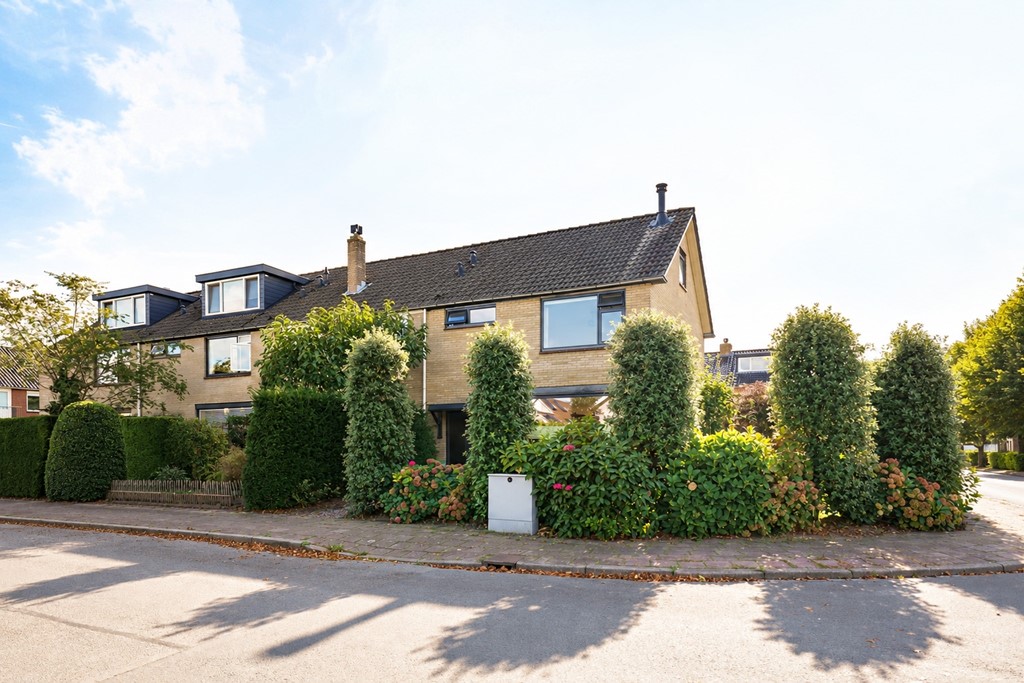 Hoekwoning te koop: Bothastraat 57, Ermelo