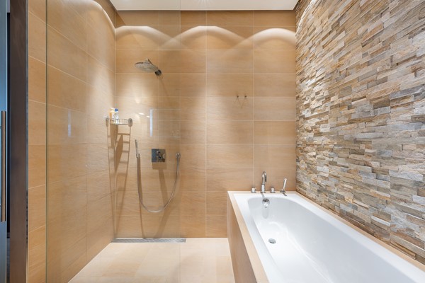 Medium property photo - Gustav Mahlerlaan 240, 1082 ME Amsterdam