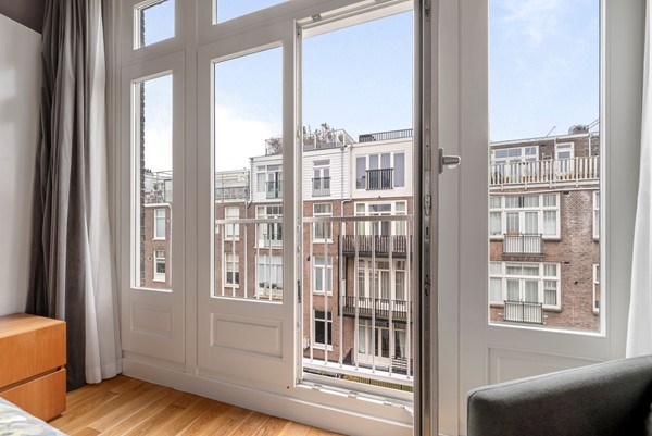 Medium property photo - Valeriusstraat 235-2, 1075 GA Amsterdam