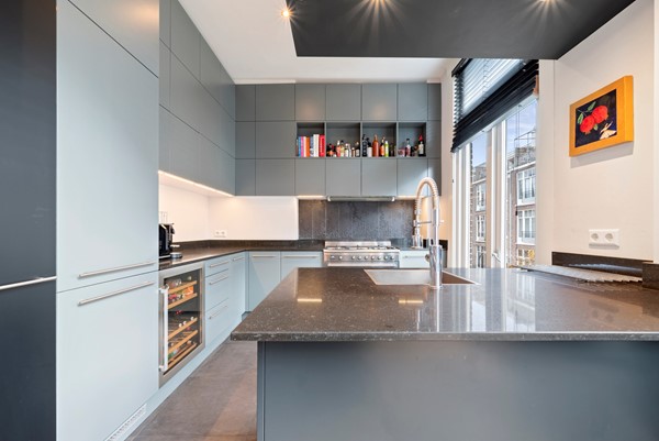 Medium property photo - Valeriusstraat 235-2, 1075 GA Amsterdam