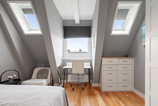 Medium property photo - Valeriusstraat 235-2, 1075 GA Amsterdam