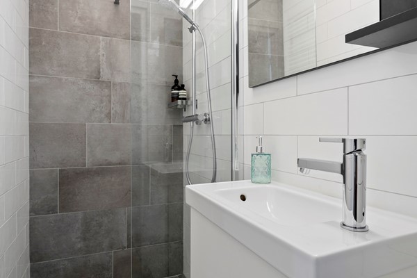 Medium property photo - Spaarndammerstraat 8H, 1013 SV Amsterdam