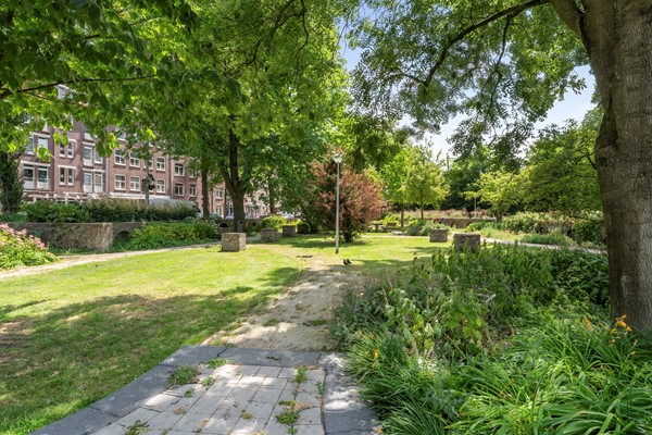Medium property photo - Spaarndammerstraat 8H, 1013 SV Amsterdam