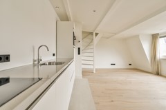 Verhuurd:Van Oldenbarneveldtstraat 5-4, 1052 JN Amsterdam - Foto