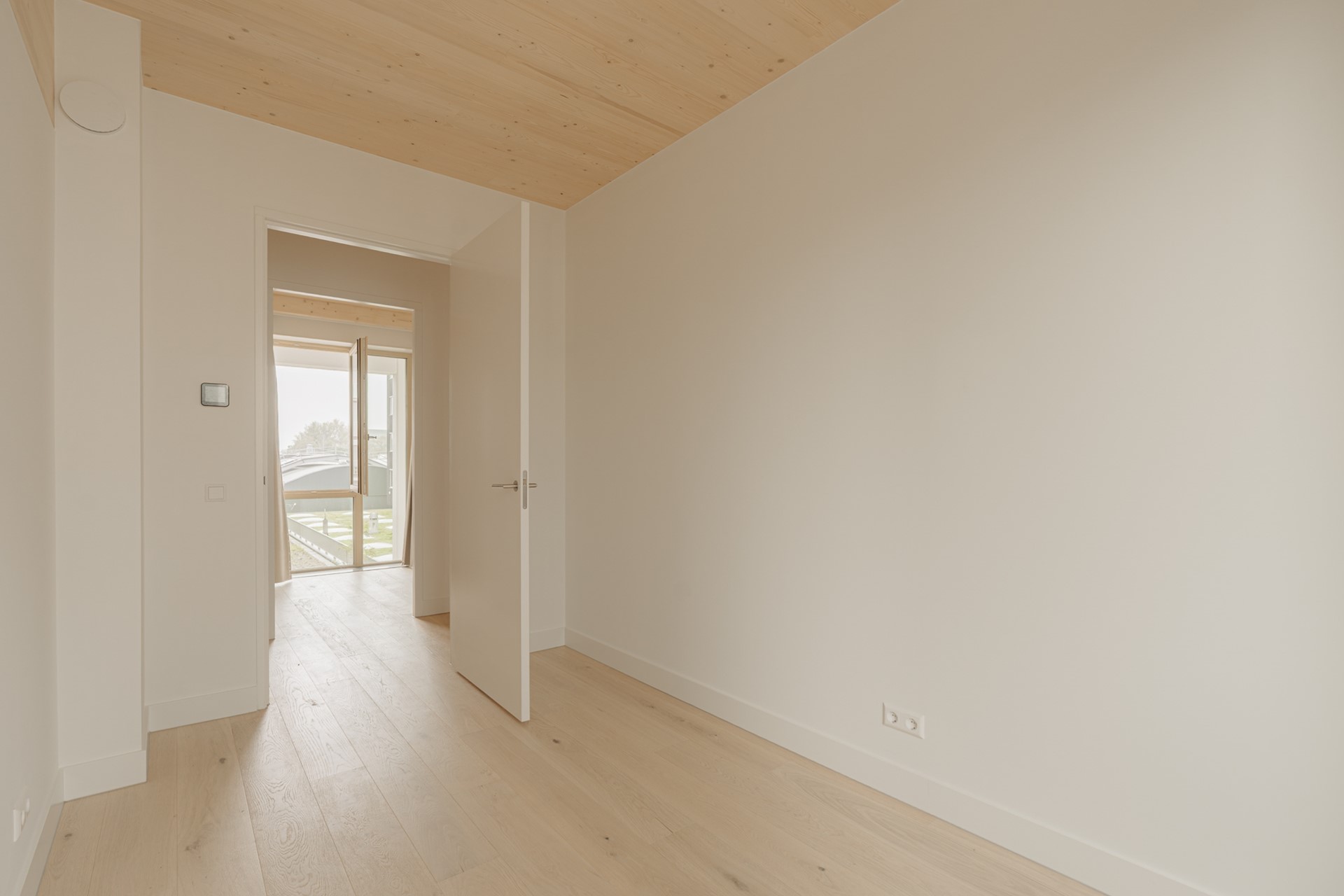Appartement te huur: Joan Muyskenweg 21B9, Amsterdam