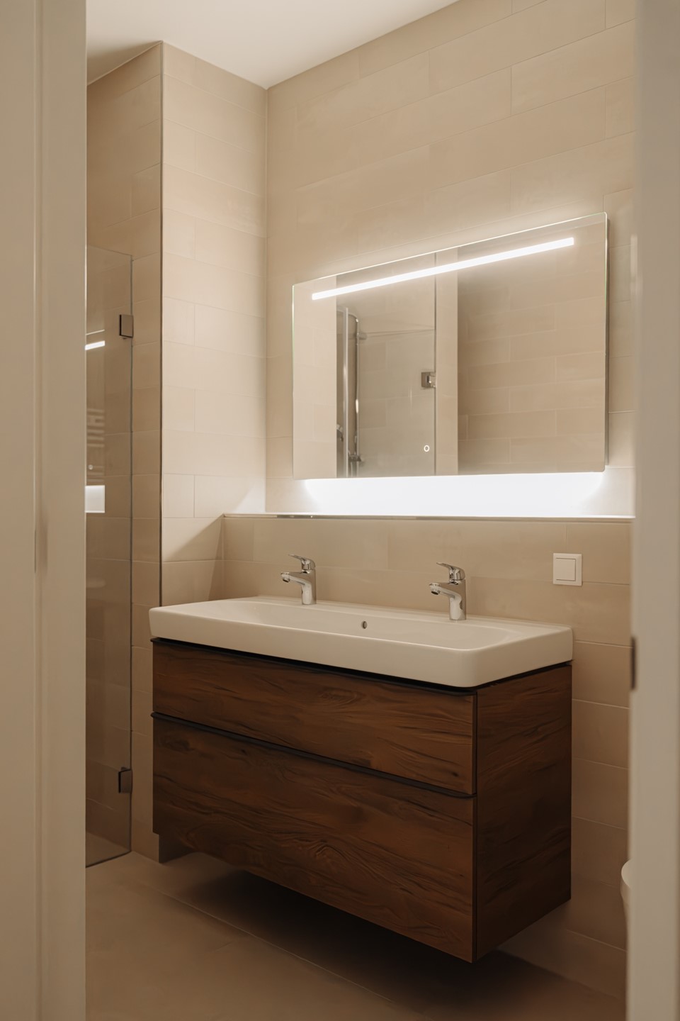 Appartement te huur: Joan Muyskenweg 21B9, Amsterdam