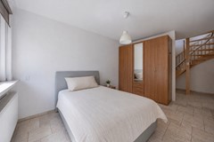slaapkamer_bed_opgemaakt JPEG.jpg
