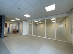 Bedrijfsruimte-Utrecht-Te-Huur-Showroom-Huren-Next-Step-Bedrijfsmakelaars (3).JPG