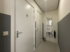 Bedrijfsruimte-Utrecht-Te-Huur-Showroom-Huren-Next-Step-Bedrijfsmakelaars (8).JPG