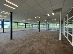 Te-Huur-Kantoorruimte-Next-Step-Bedrijfsmakelaars-Mijnsherenweg-8-Huren-De-Kwakel (20).JPG