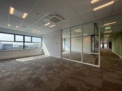 Te-Huur-Kantoorruimte-Next-Step-Bedrijfsmakelaars-Mijnsherenweg-8-Huren-De-Kwakel (46).JPG
