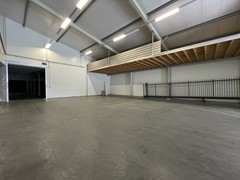 Opslagruimte-Aalsmeer-Te-Huur-Next-Step-Bedrijfsmakelaars-Bedrijfsruimte-Legmeerdijk-169-A+B-Huren (45).JPG