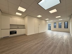 Bedrijfsruimte-Amstelveen-Te-Koop-Afmijnstraat-45-Kopen-Next-Step-Bedrijfsmakelaars (14).JPEG