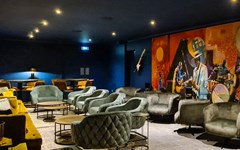 Foto - lanzac+dordogne+9+receptie+restaurant+lounge+bar+vakantiepark+frankrijk+luxe+vakantiehuis+diner+vacances.jpg