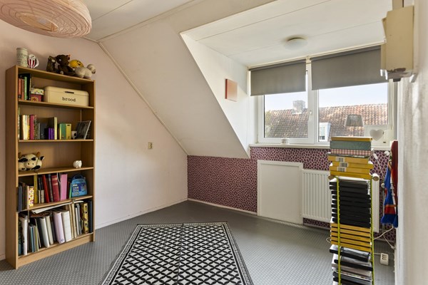 Medium property photo - Vredeman de Vriesstraat 50a, 5041 GS Tilburg