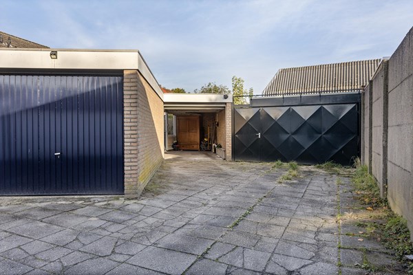 Medium property photo - Vredeman de Vriesstraat 50a, 5041 GS Tilburg