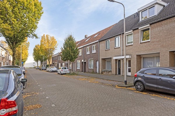 Medium property photo - Vredeman de Vriesstraat 50a, 5041 GS Tilburg