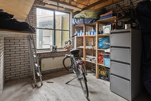 Medium property photo - Jan Maurits van Nassaustraat 42, 5018 CL Tilburg