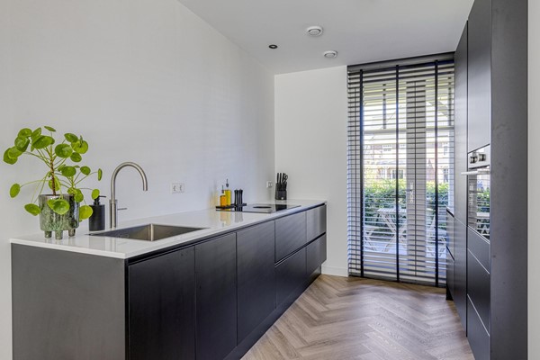 Medium property photo - Roelof Kleinhof 14, 5026 DH Tilburg