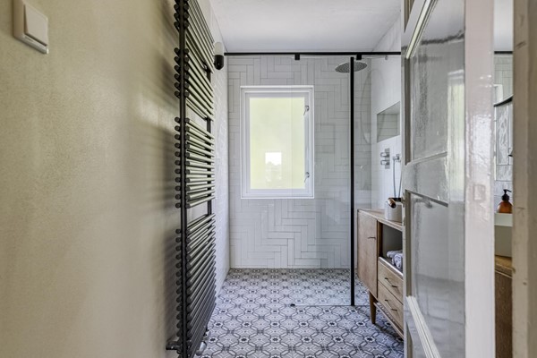 Medium property photo - Jan Pieterszoon Coenstraat 77, 5018 CR Tilburg