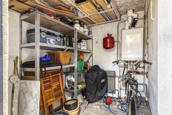 Medium property photo - Jan Pieterszoon Coenstraat 77, 5018 CR Tilburg