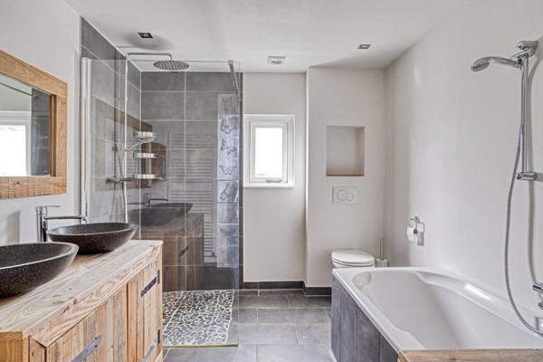 Medium property photo - Jan Aartestraat 68, 5017 EE Tilburg