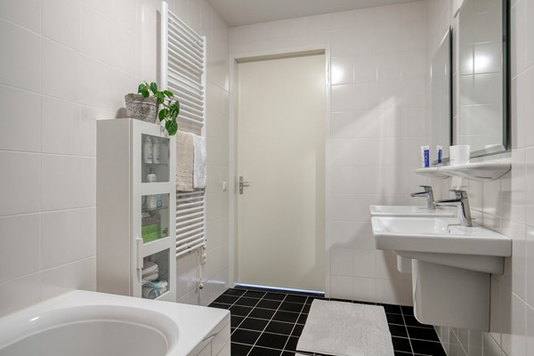 Medium property photo - Galjoenstraat 28-11, 5017 CN Tilburg