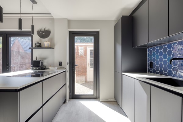 Medium property photo - Troubadourplein 18, 5021 ED Tilburg