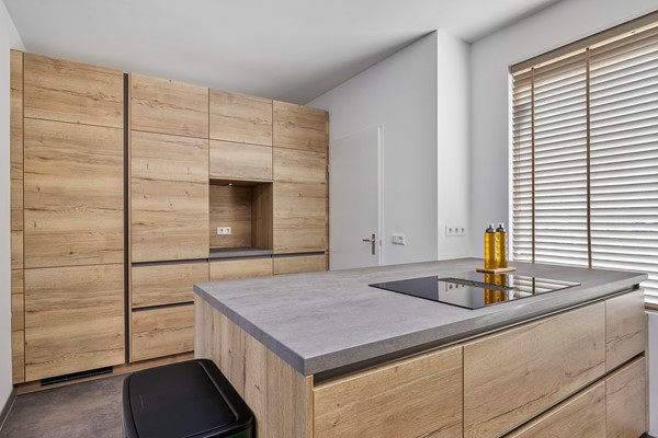 Te koop: Van Oosterzeestraat 27, 5012KN Tilburg