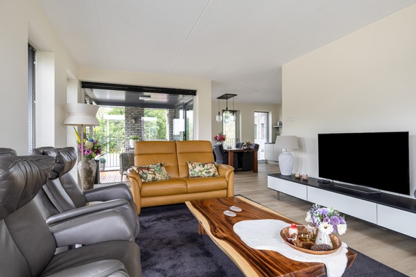 Onder bod: Reeshofweg 44, 5036BK Tilburg