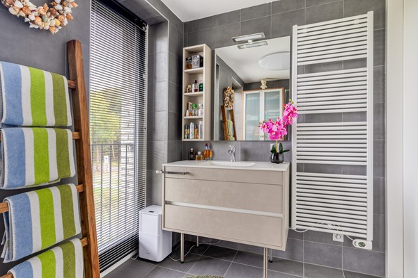 Medium property photo - Reeshofweg 44, 5036 BK Tilburg