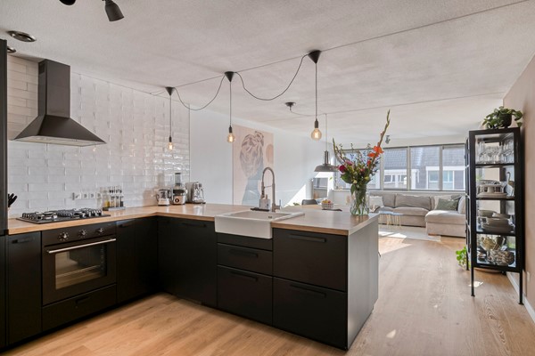 Medium property photo - Trouwlaan 19-03, 5021 WD Tilburg