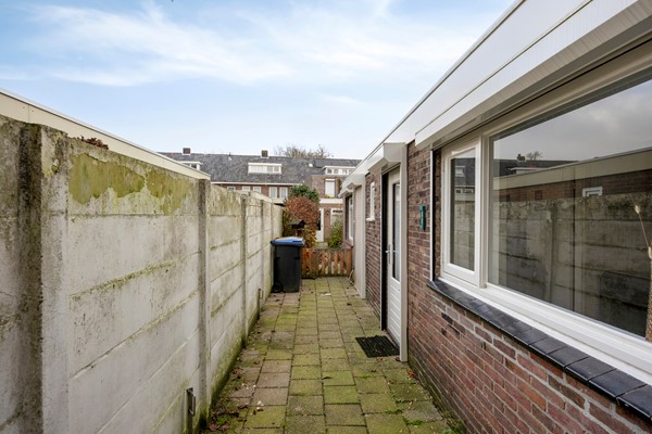 Medium property photo - Hagelkruisplein 27, 5038 ME Tilburg