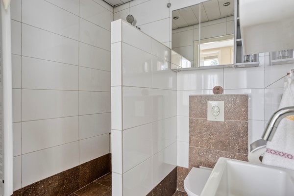 Medium property photo - Broekhovenseweg 111a, 5021 LC Tilburg