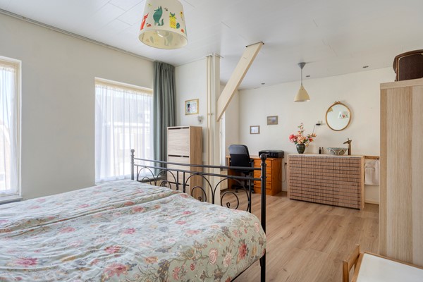 Medium property photo - Broekhovenseweg 111a, 5021 LC Tilburg