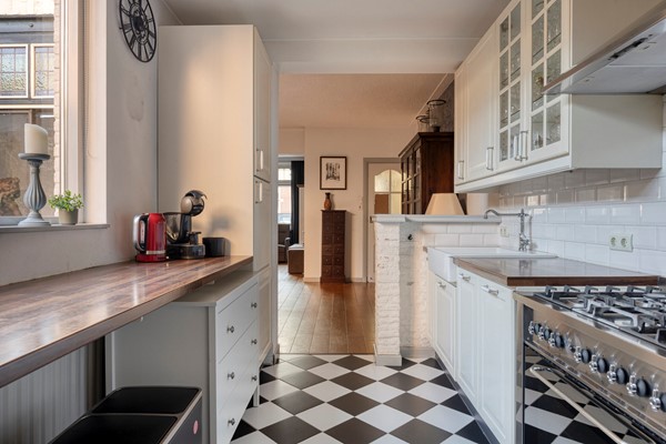 Medium property photo - Broekhovenseweg 126, 5021 LJ Tilburg