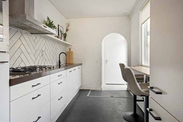 Medium property photo - Broekhovenseweg 104, 5021 LH Tilburg