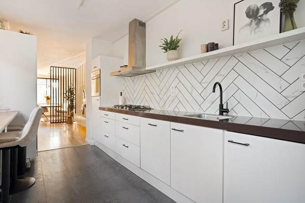 Medium property photo - Broekhovenseweg 104, 5021 LH Tilburg