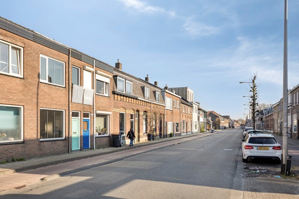 Medium property photo - Broekhovenseweg 104, 5021 LH Tilburg