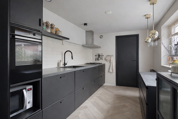Medium property photo - Kwaadeindstraat 111, 5041 JL Tilburg