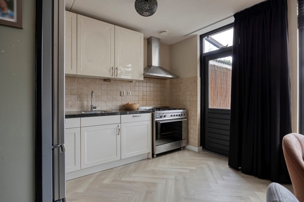 Medium property photo - Van Breestraat 72, 5012 KB Tilburg