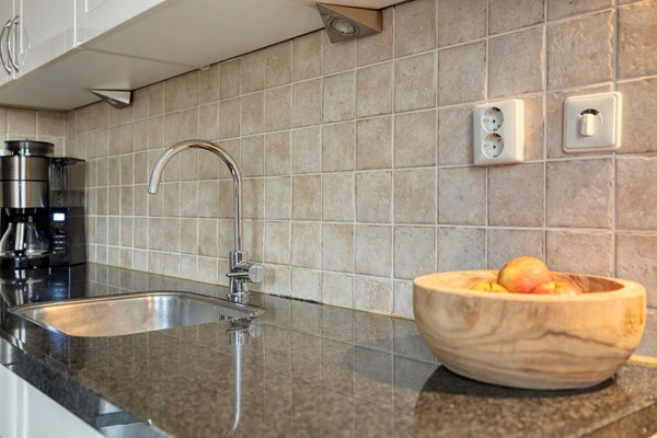 Medium property photo - Van Breestraat 72, 5012 KB Tilburg