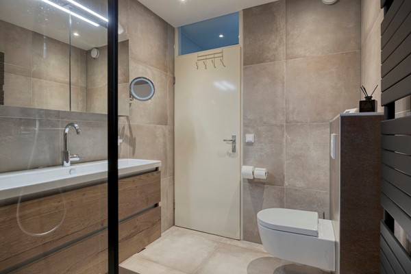 Medium property photo - Van Breestraat 72, 5012 KB Tilburg