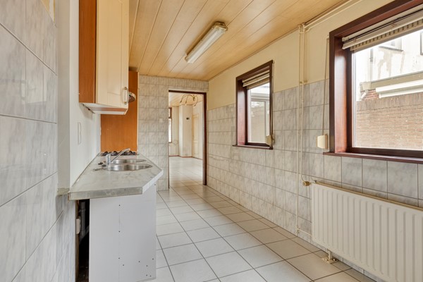 Medium property photo - Generaal Winkelmanstraat 32, 5025 XR Tilburg